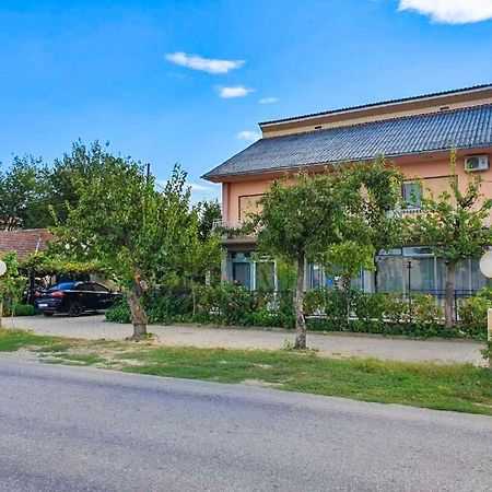 Guesthouse Sobi-Rooms Gradsko מראה חיצוני תמונה
